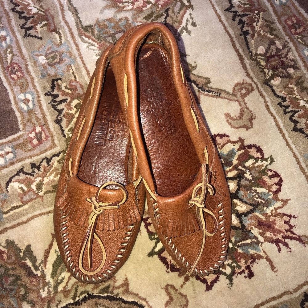 Minnetonka leather moccasins/loafers...Size 8 - Picture 7 of 7